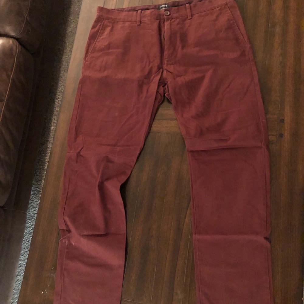 J Crew The Driggs flat front chino maroon/brown